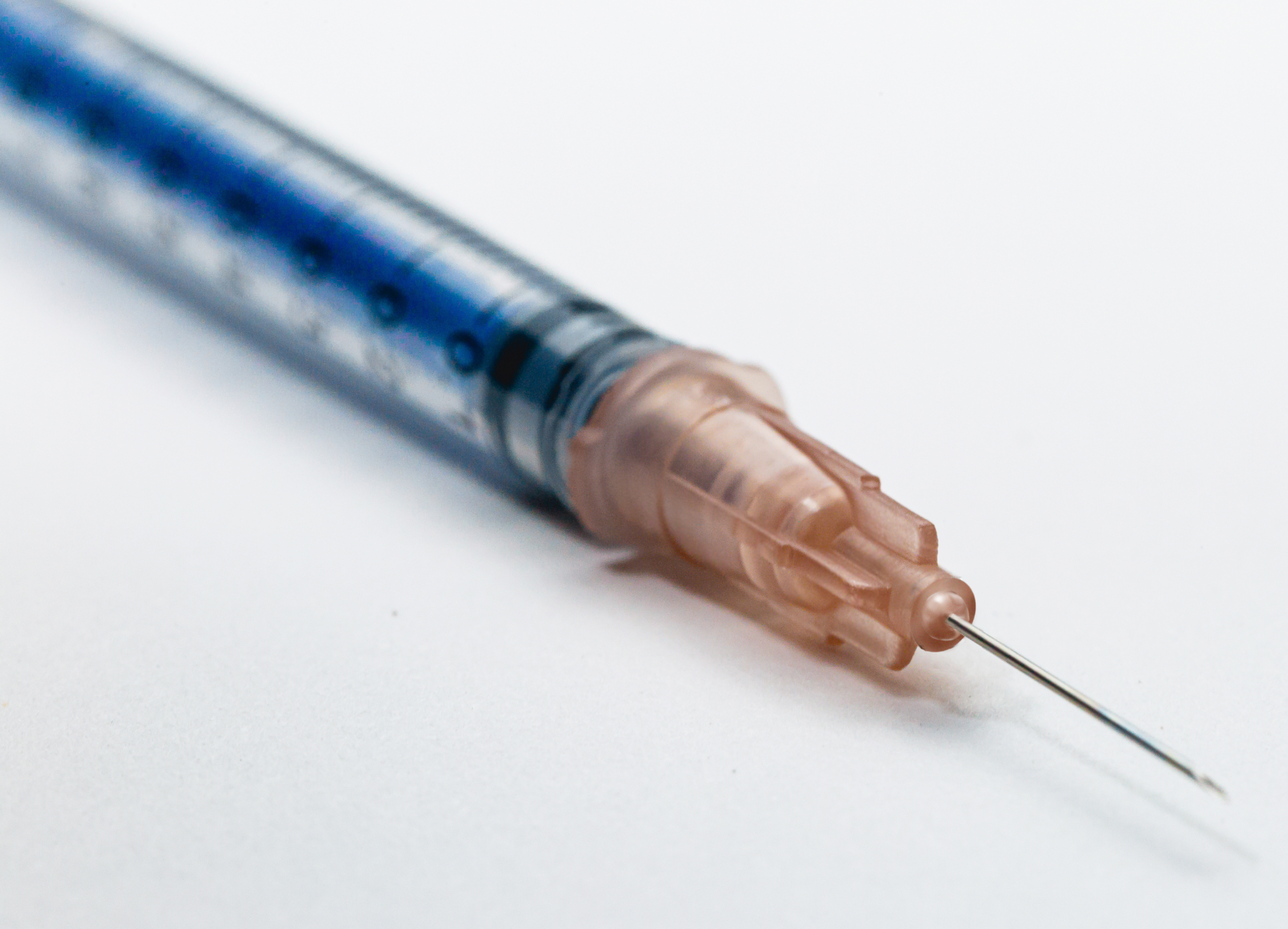Beginners Guide to Biocompatibility for Medical Device Adhesives
